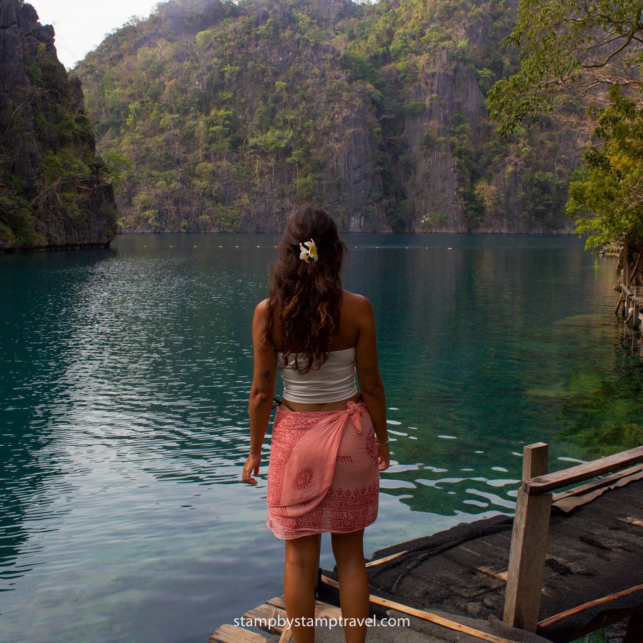Pasarela en Kayangan Lake Coron