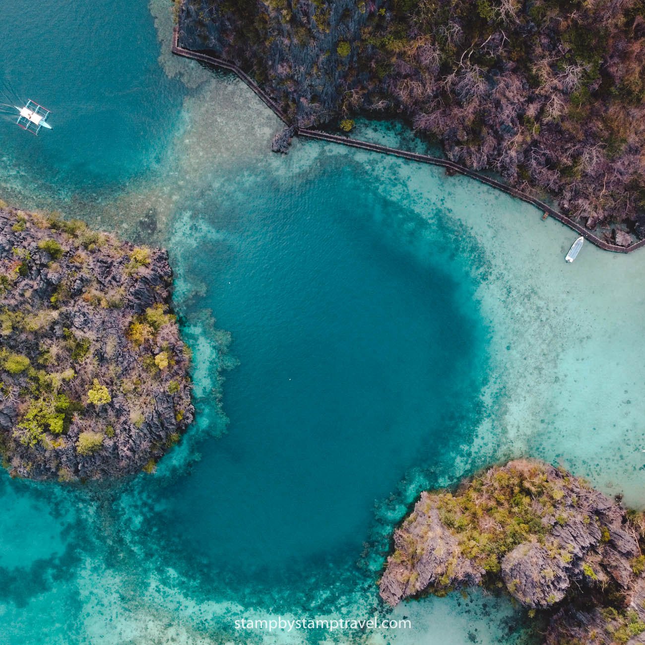 Vistas al Kayangan Lake en Coron
