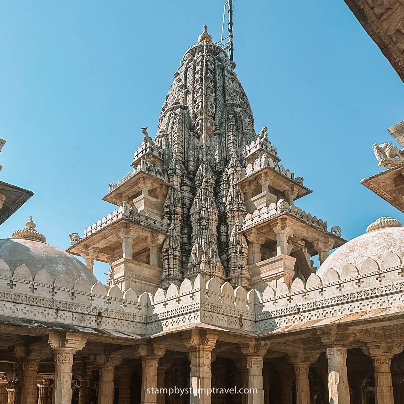 Arquitectura de Ranakpur en Pali