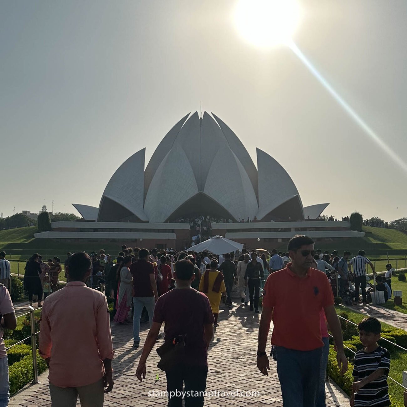 Visita el Templo del Loto en India