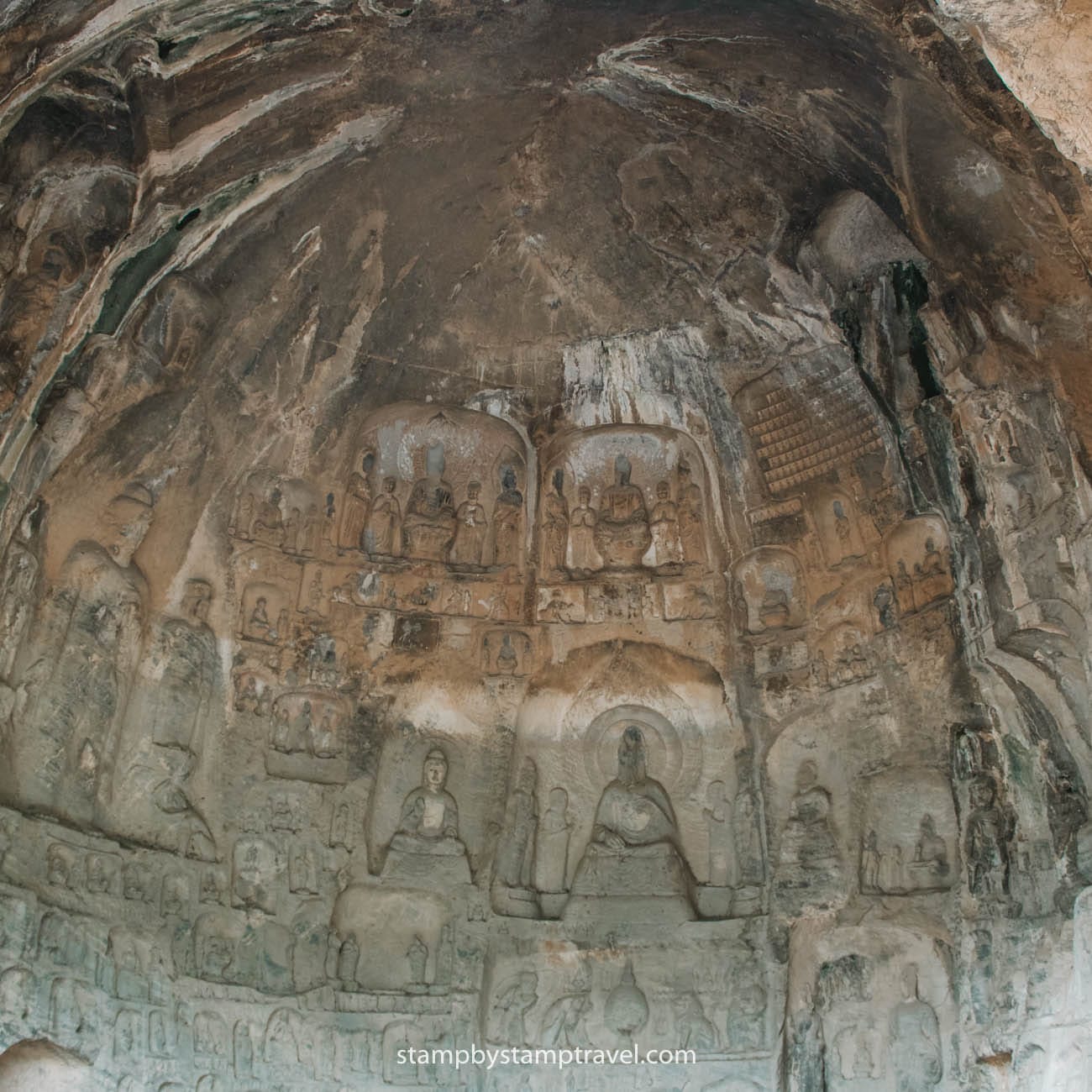 Visita las Grutas de Longmen