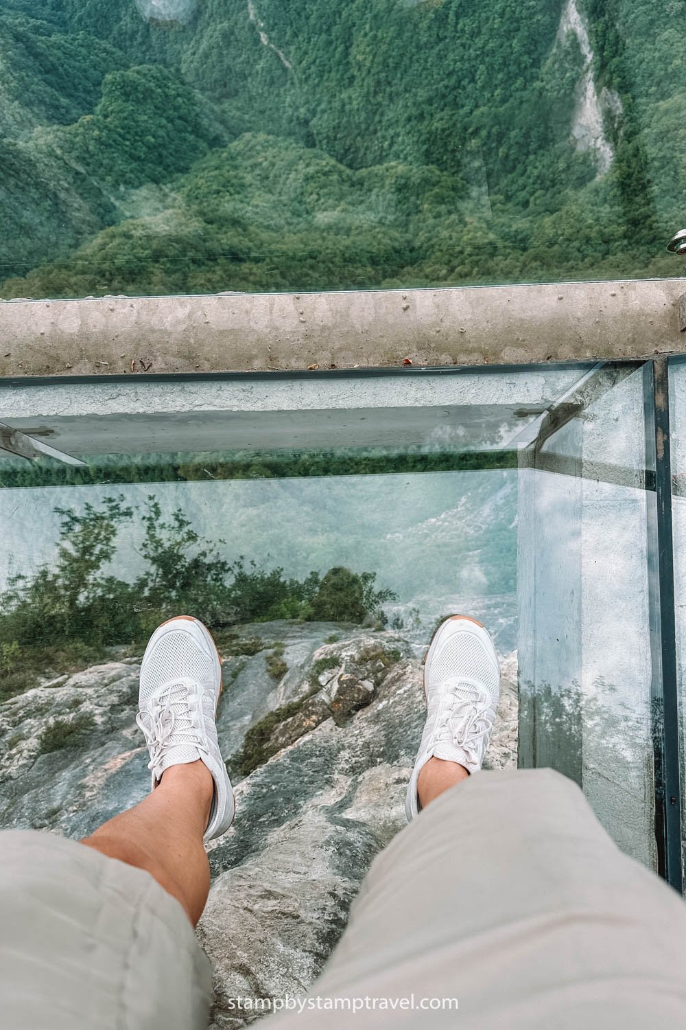 Pasarela de cristal en Tianmen Mountain