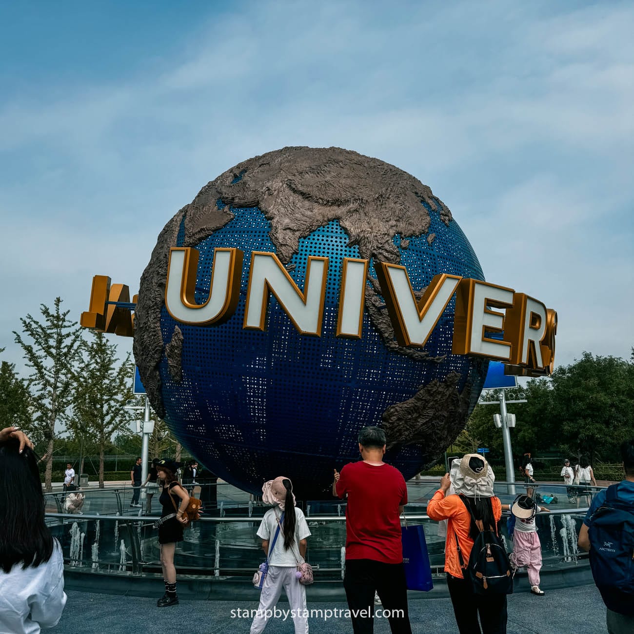 Universal en la ruta por China