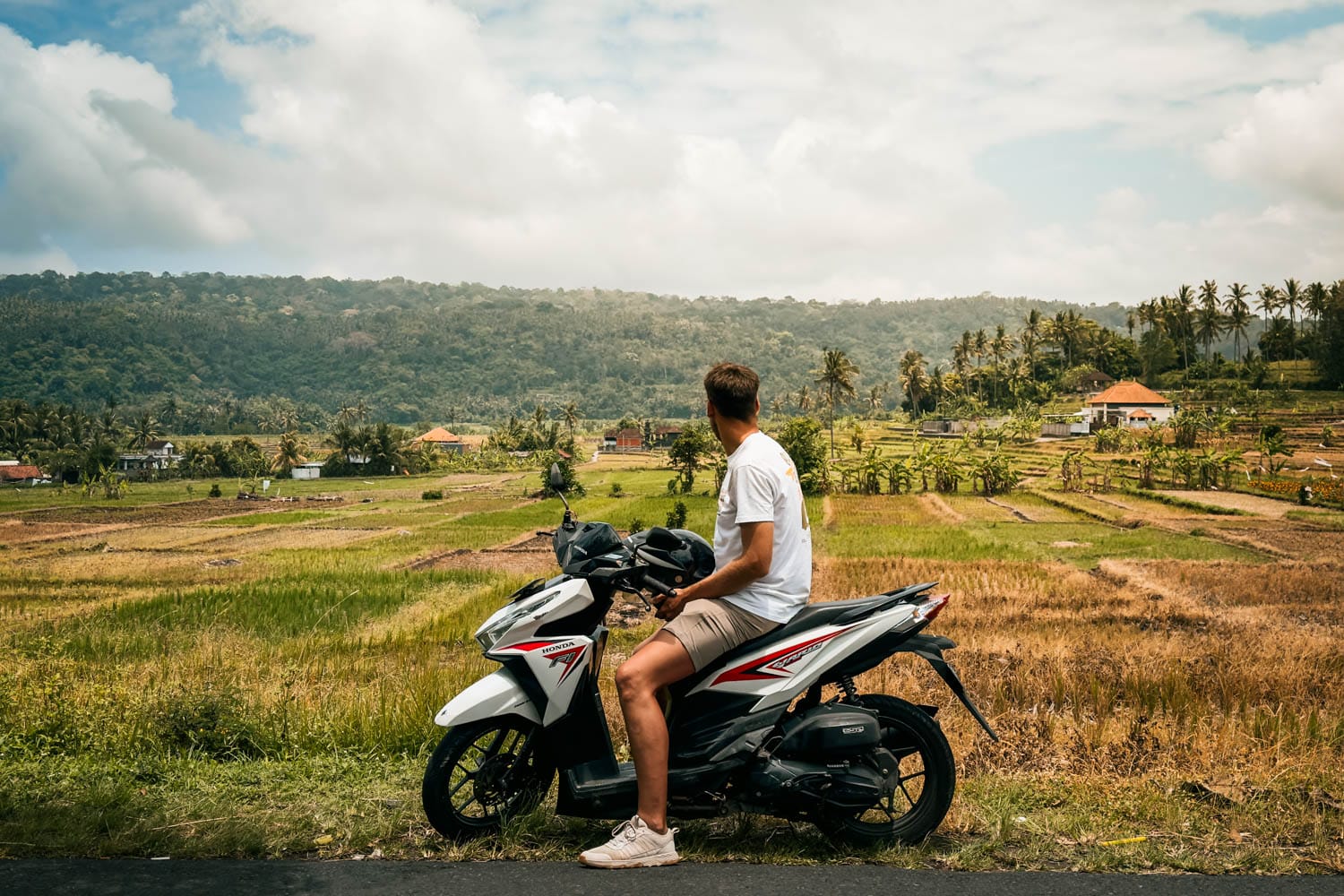 Cómo alquilar moto en Bali