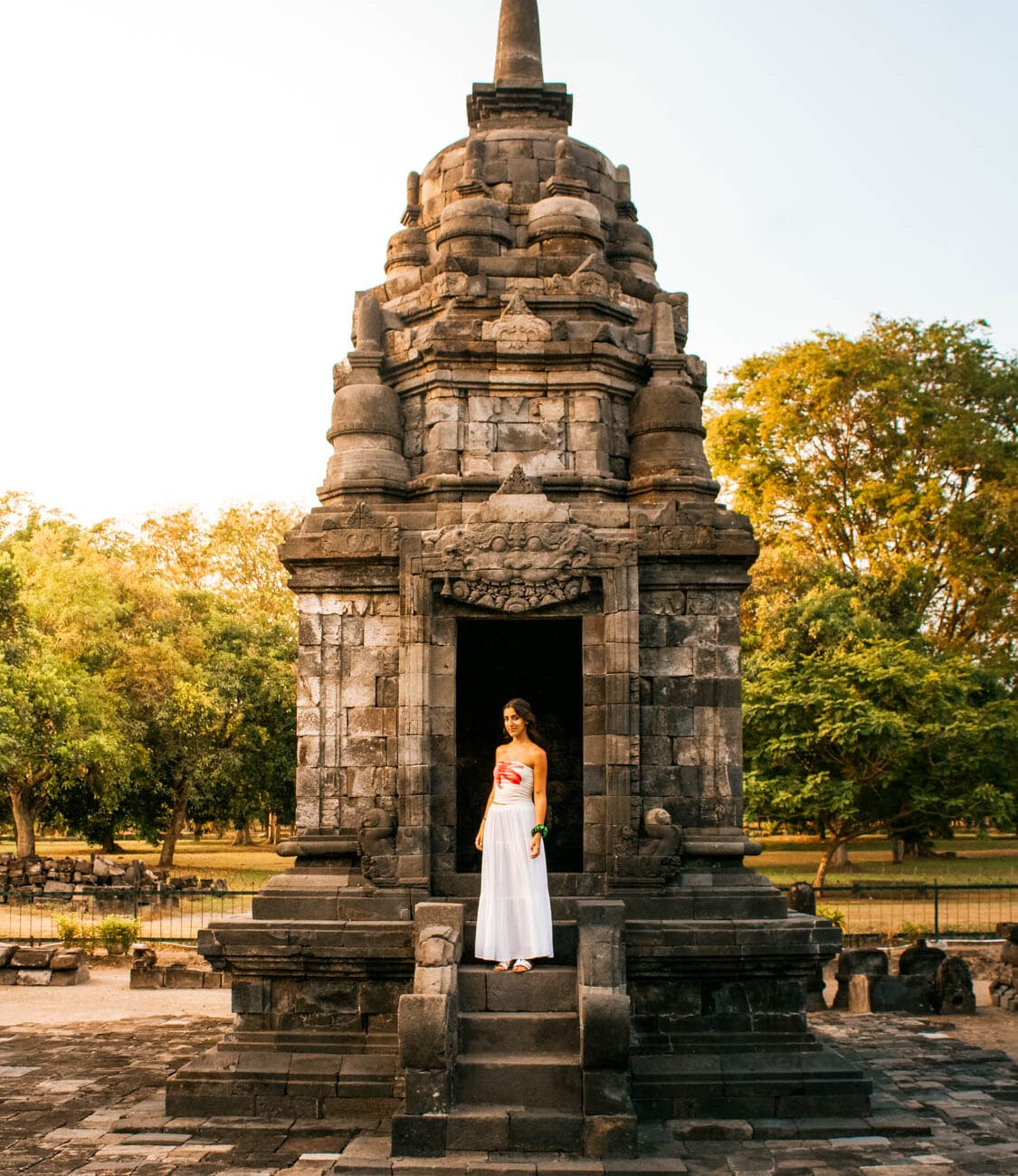 Leyre en los templos secundarios de Prambanan