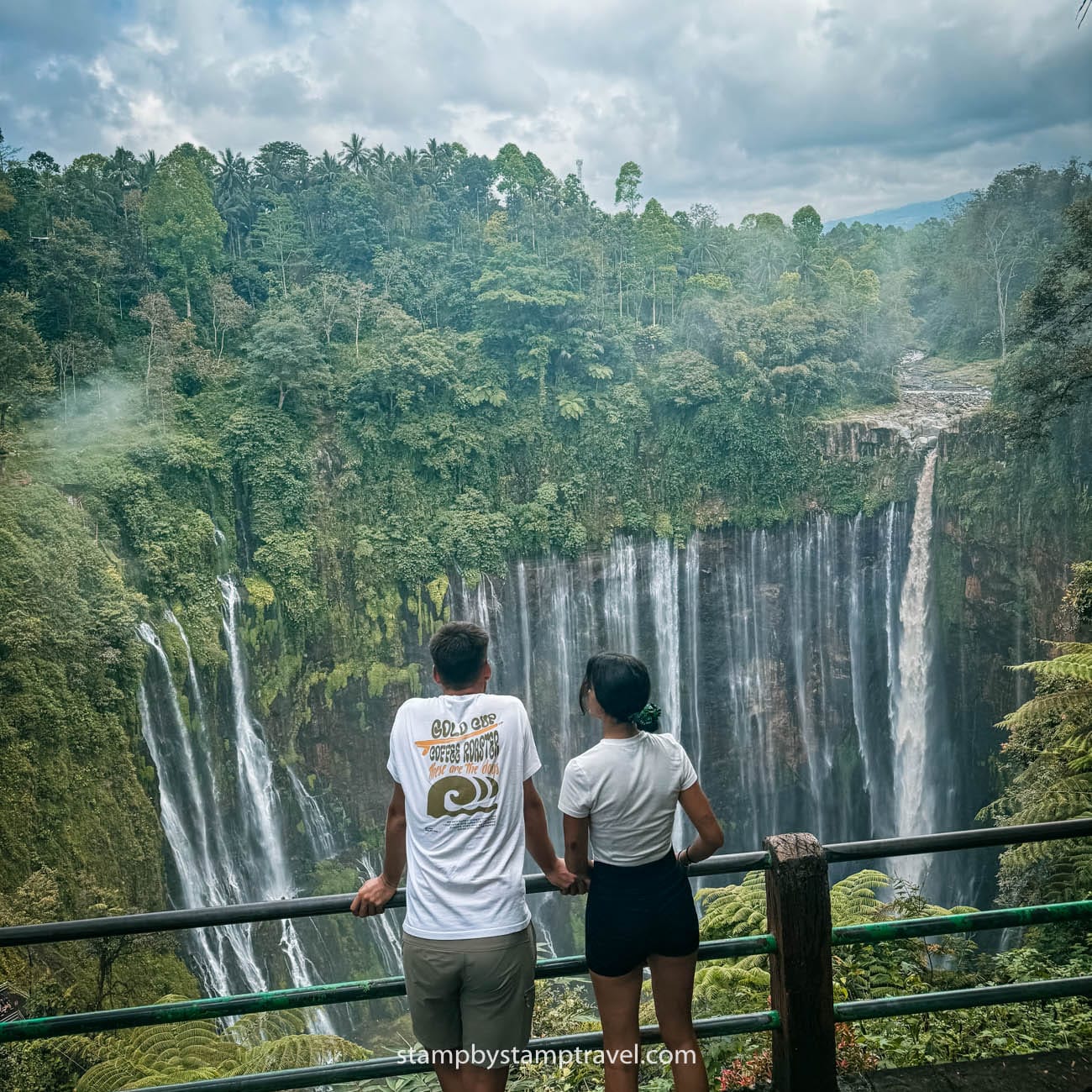 Mirador de la cascada Tumpak Sewu