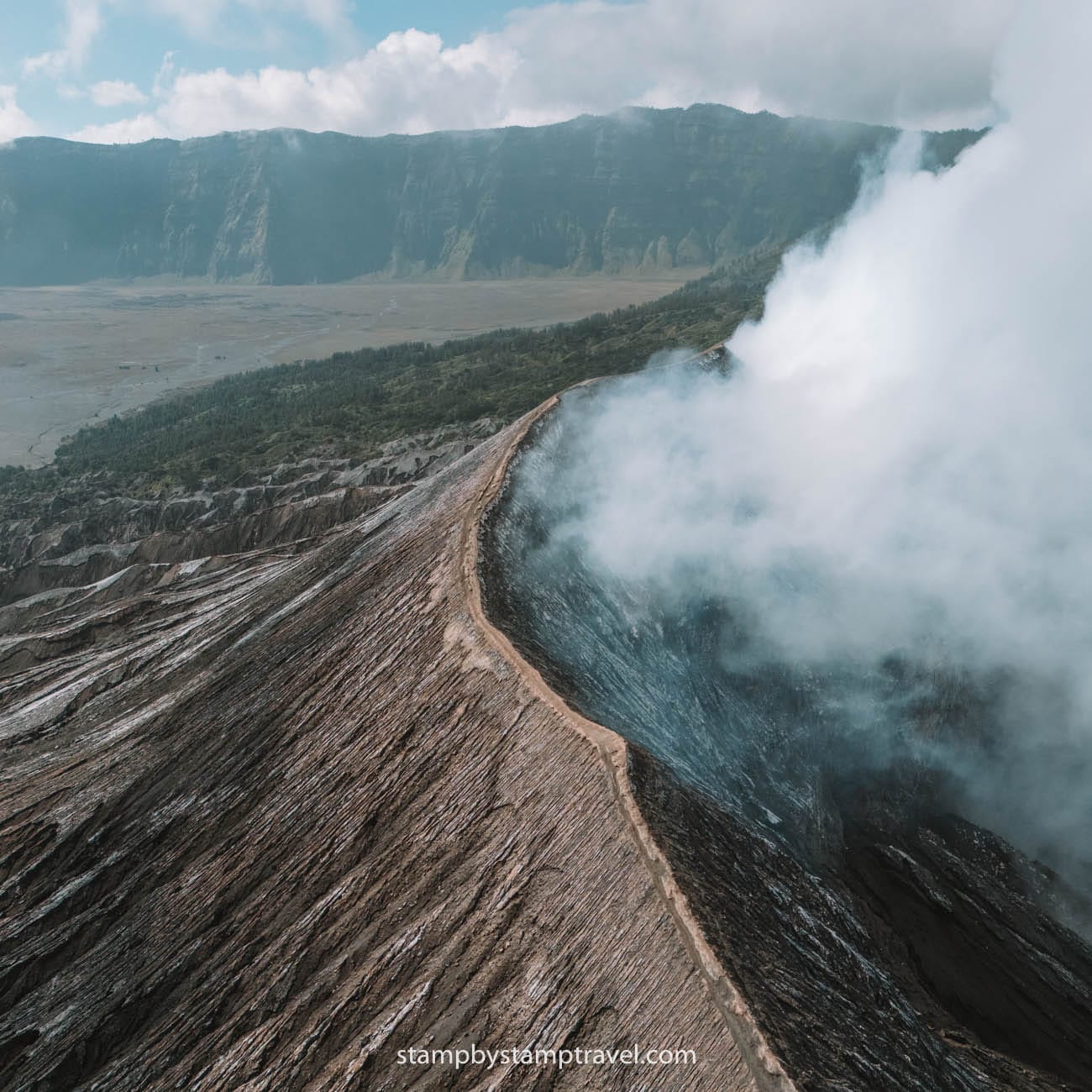 Cráter del Monte Bromo en la ruta por Java