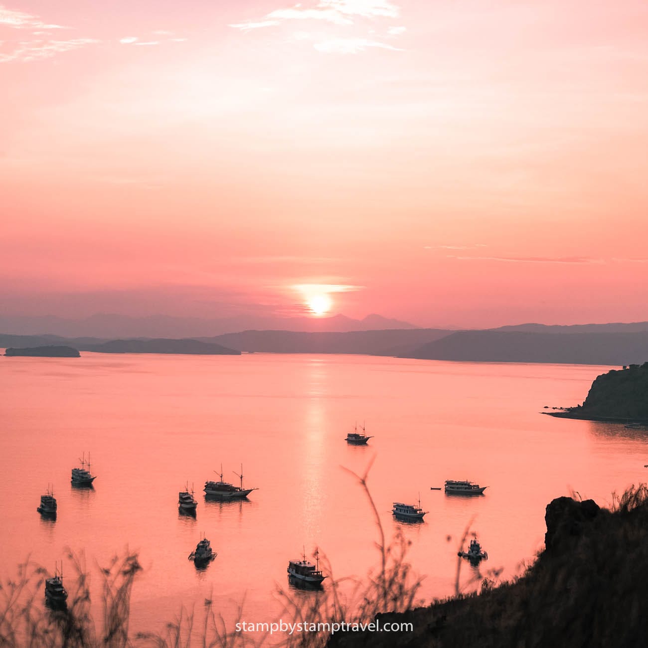 Atardecer en el Parque Nacional de Komodo