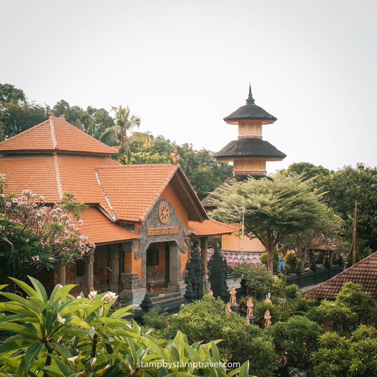 Templo Budista desde Munduk Bali