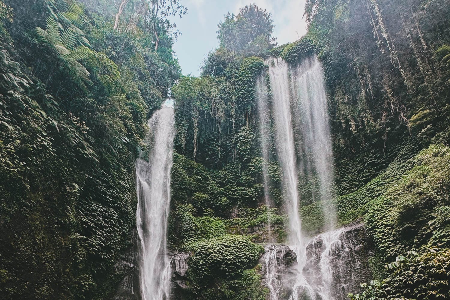 Cascada Sekumpul en Bali