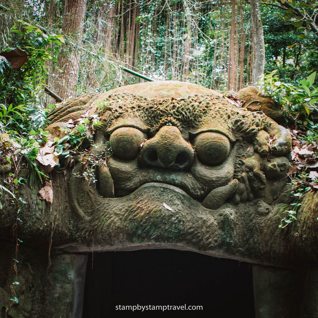 Puerta del Bosque de Monos de Ubud