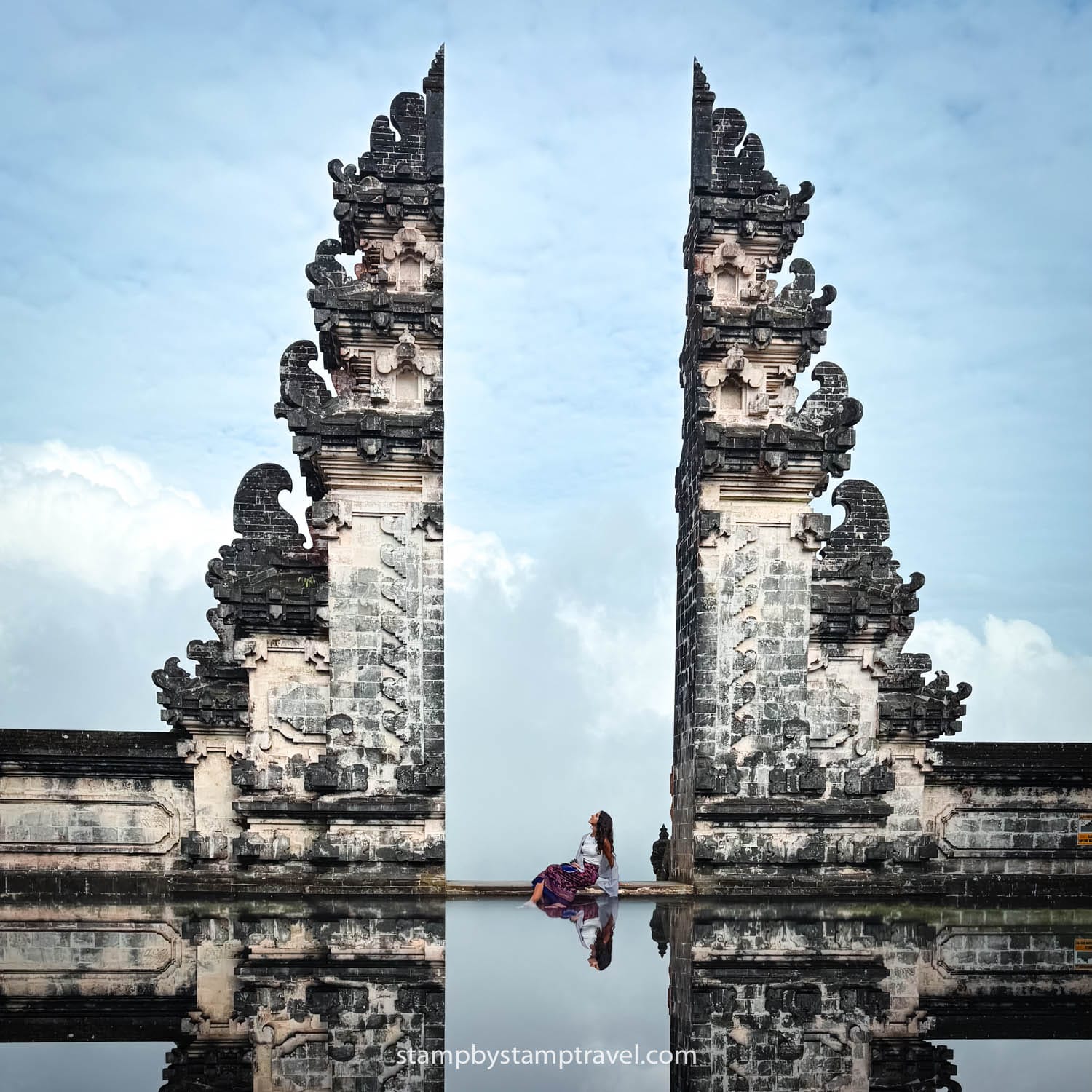 Leyre en el Pura Lempuyang Indonesia 15 días