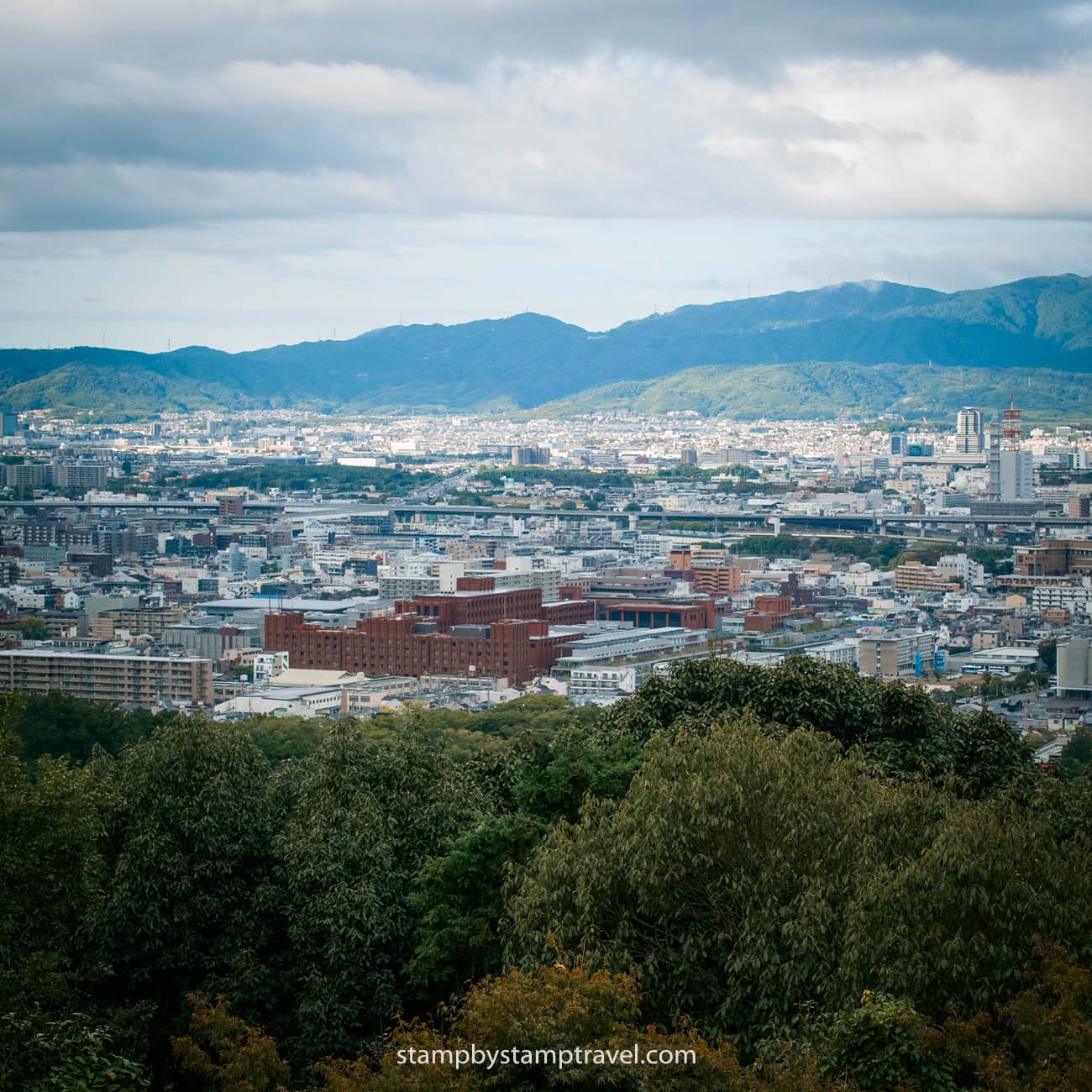 Fushimi es otro barrio donde alojarse en Kioto