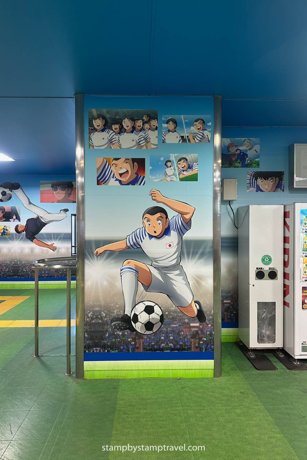 Vinilos en Yotsugi Station