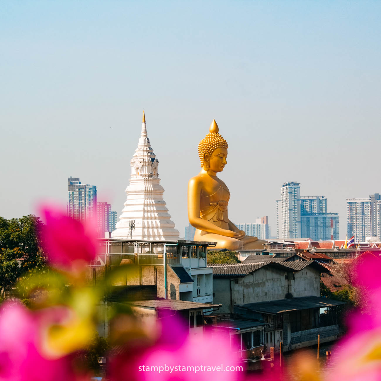 Camino al Gran Buda de Bangkok