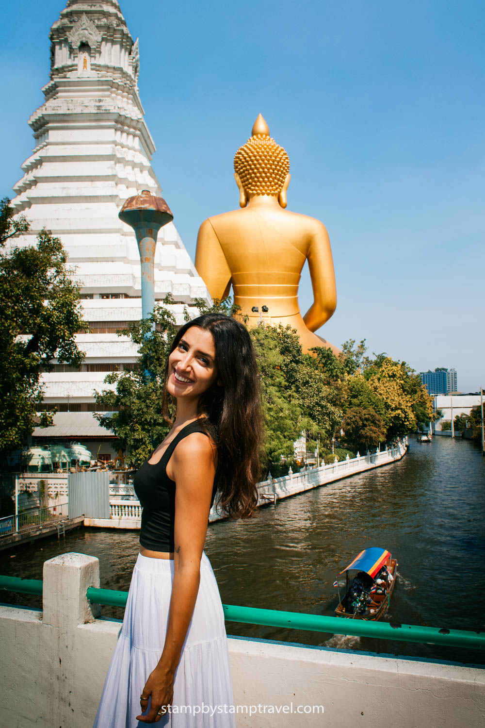 Vistas desde el Pier del Wat Paknam