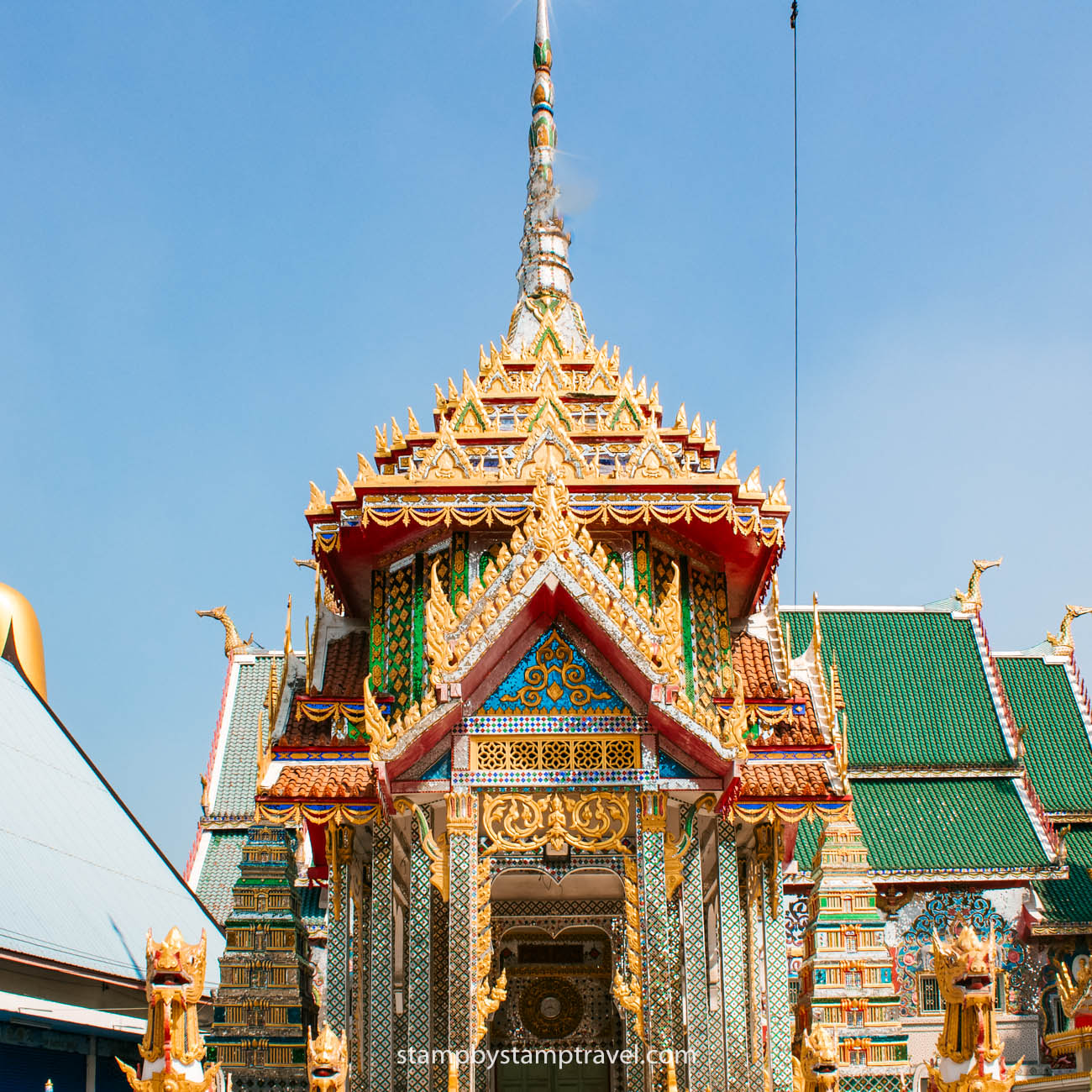 Wat Khun Chan junto al Wat Paknam de Bangkok