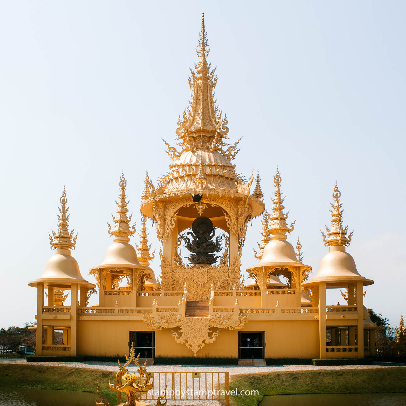 Ganesha Hall en el Wat Rong Khun